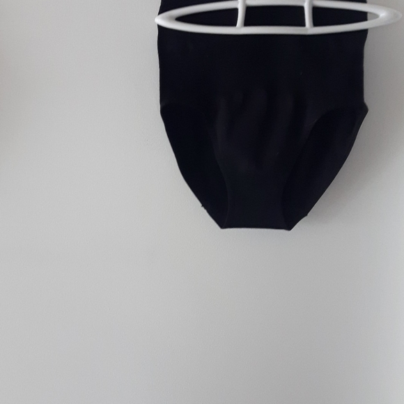 Control Briefs - Picture 2 of 2